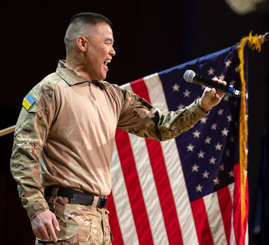 U.S. Air Force Veteran Mark J. Lindquist singing the National Anthem