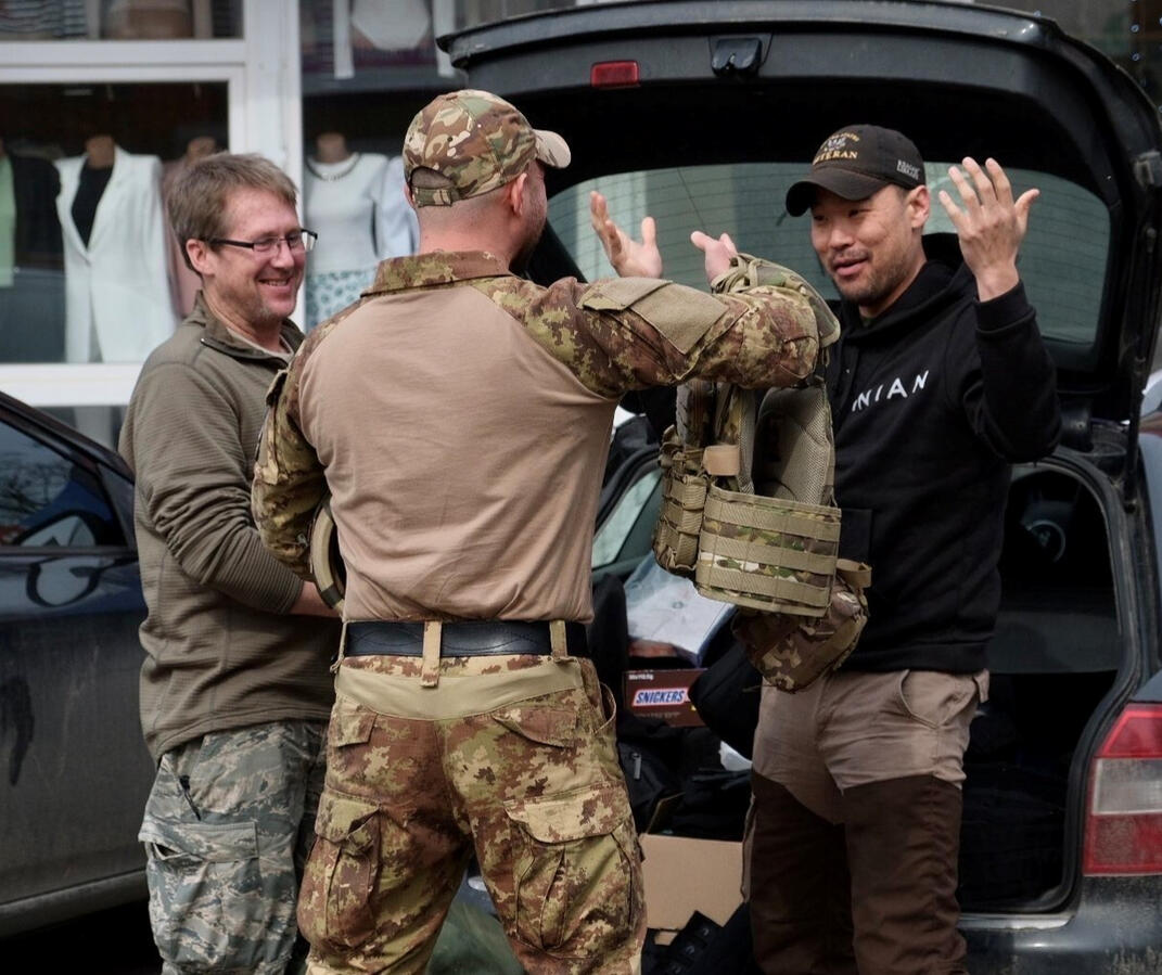 U.S. Air Force Veteran Mark J. Lindquist in Pokrovsk, Ukraine delivering his personal body armor to the Ukrainian Army U.S. Air Force Veteran Mark J. Lindquist in Pokrovsk, Ukraine delivering his personal body armor to the Ukrainian Army