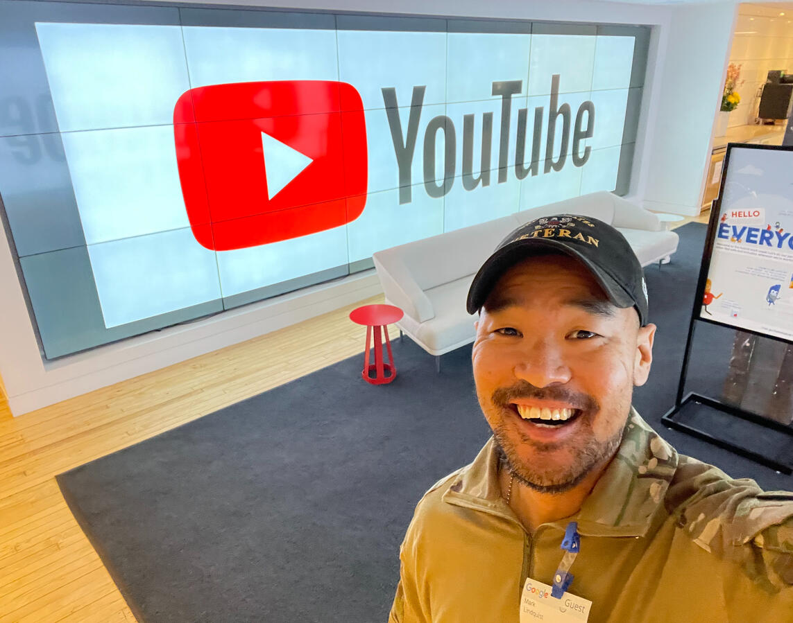 U.S. Air Force Veteran Mark J. Lindquist at YouTube HQ in NYC lobbying for Ukraine